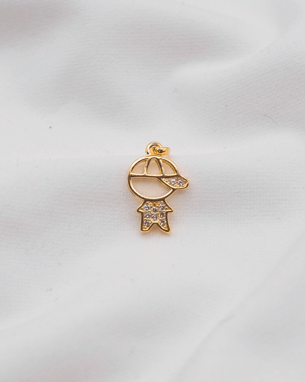 DIJE NIÑO CON ZIRCONIA ORO LAMNADO 18KT