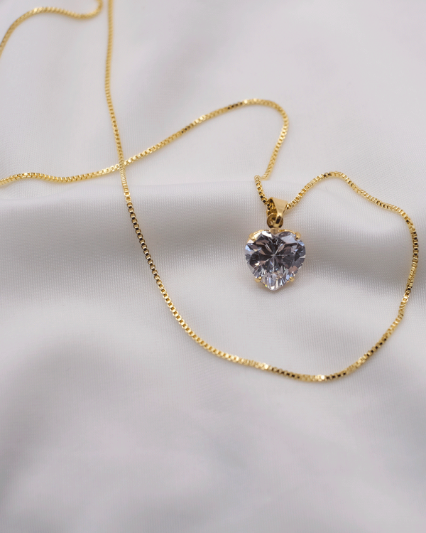 CADENA CON DIJE CORAZON GRANDE BLANCO ORO LAMINADO 18KT