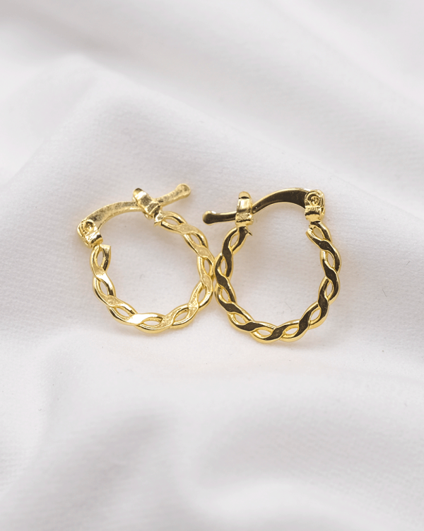 ARRACADA ENTRELAZADA MINI ORO LAMINADO 18KT