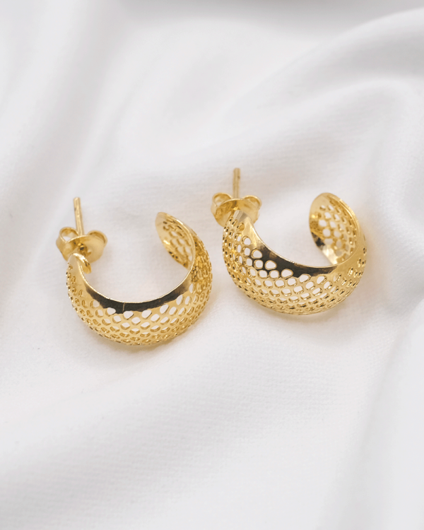 ARRACADA MEDIA CAÑA MALLA MINI ORO LAMINANADO 18KT