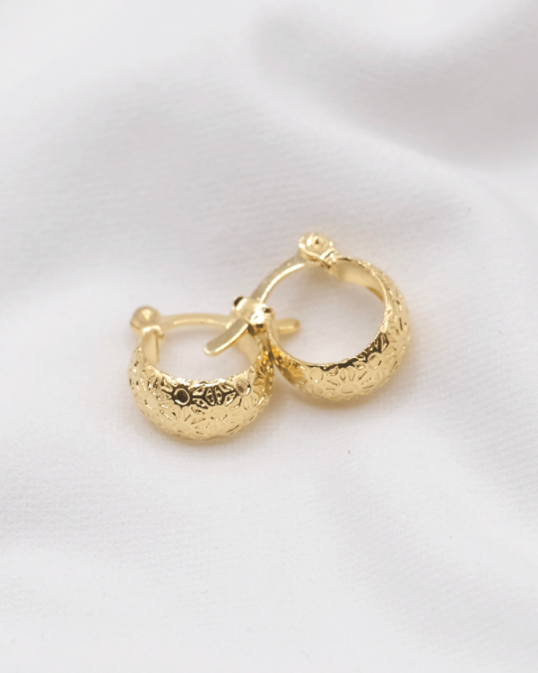 ARRACADA CANASTA/BASTON MINI ORO LAMINADO 18KT