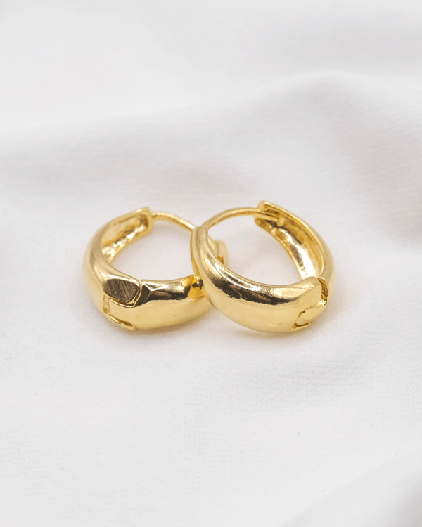 ARRACADA LISA MINI ORO LAMINADO  18KT