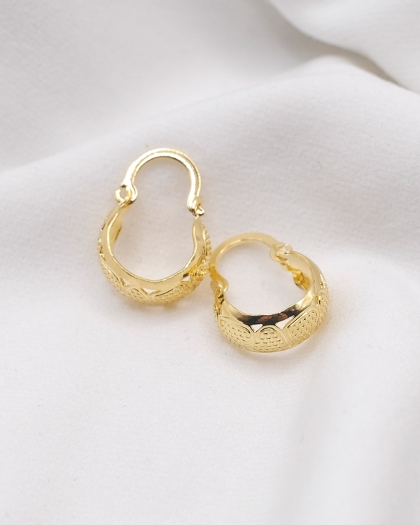 ARRACADA CALADITA CANASTITA MINI ORO LAMINADO 18KT